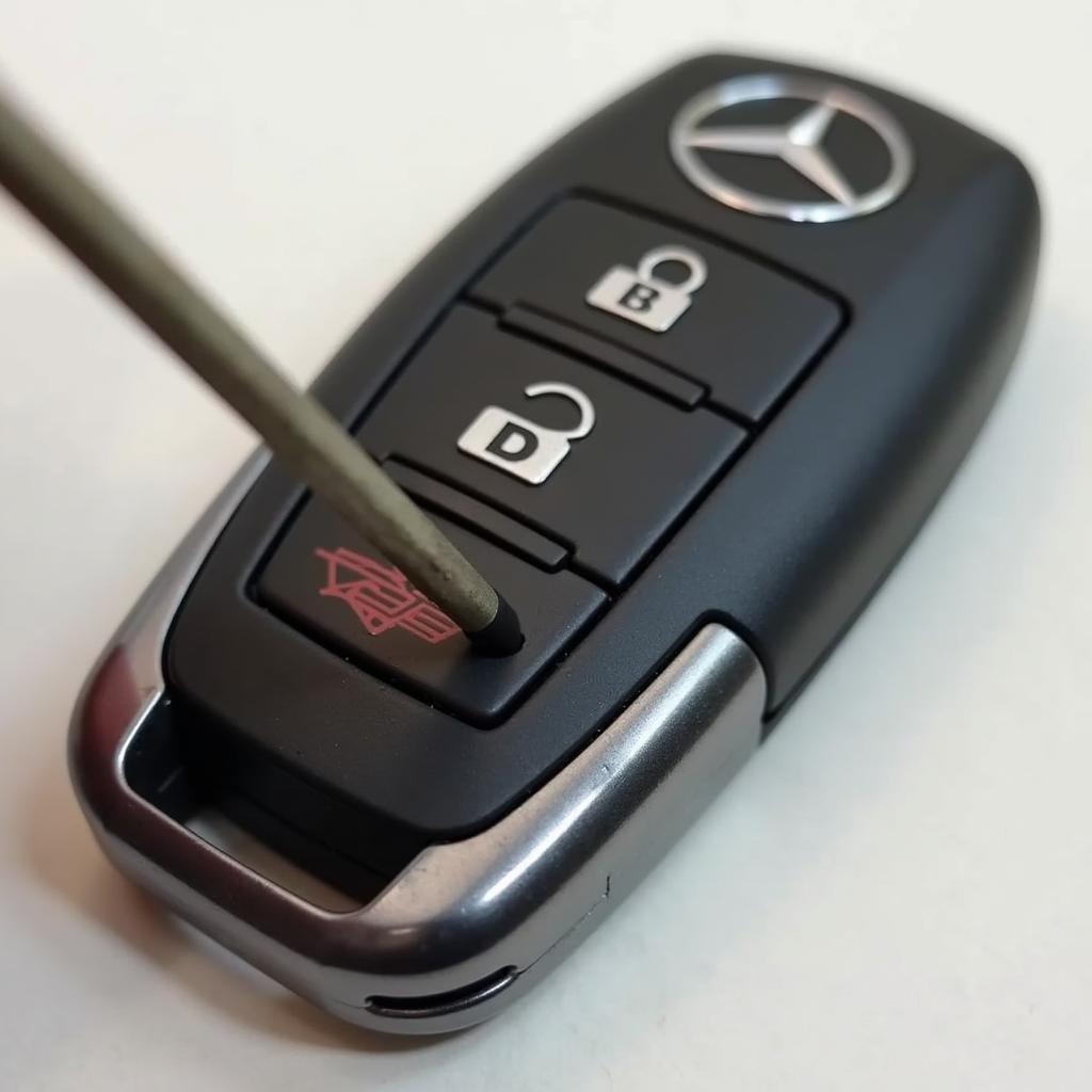 Opening a Mercedes Benz SL550 Key Fob