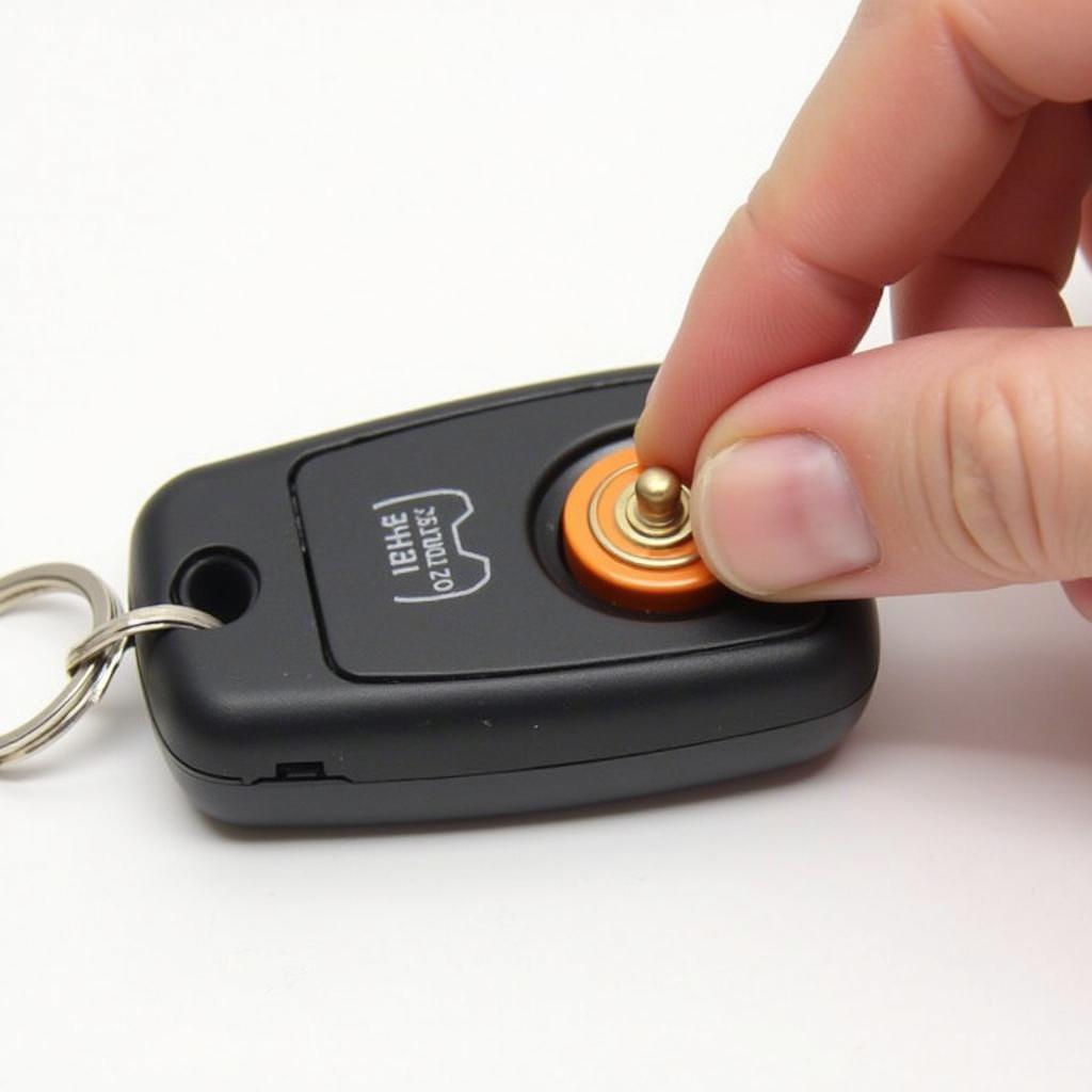 Replacing CR2032 Battery in Hyundai Sonata Key Fob