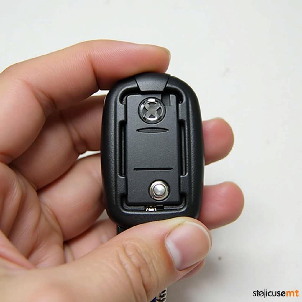 Mercedes CLK 320 Key Fob Battery Location