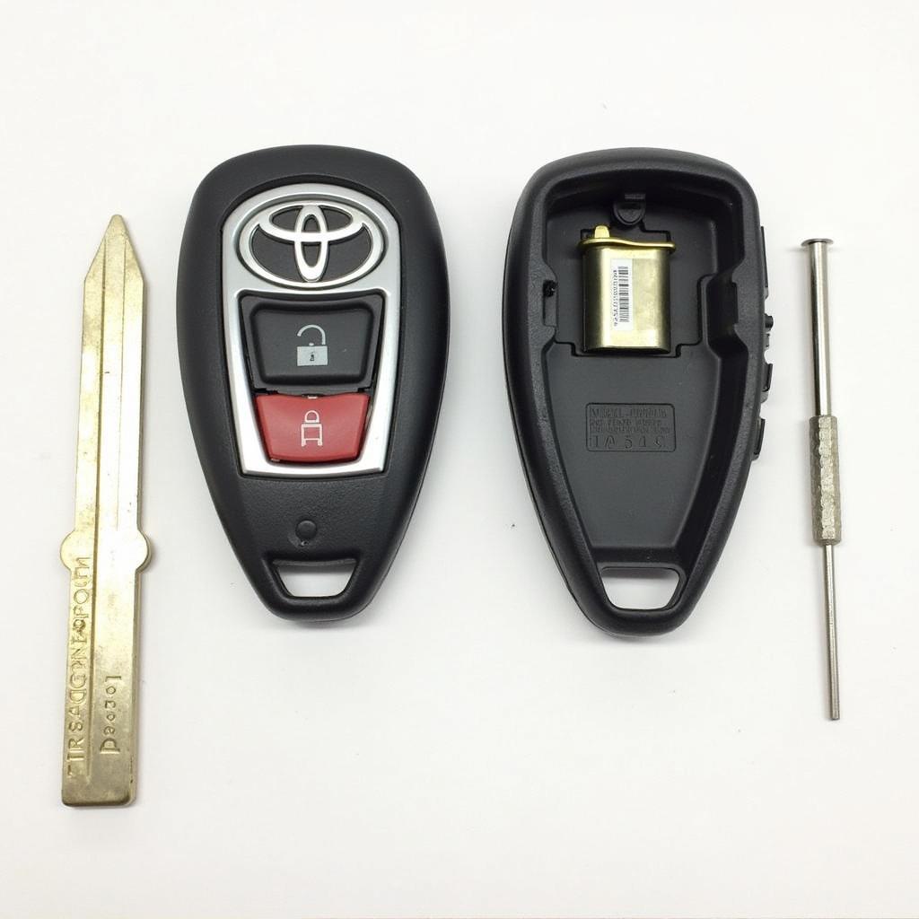 Replacing the Battery in a 2011 Toyota Corolla Key Fob