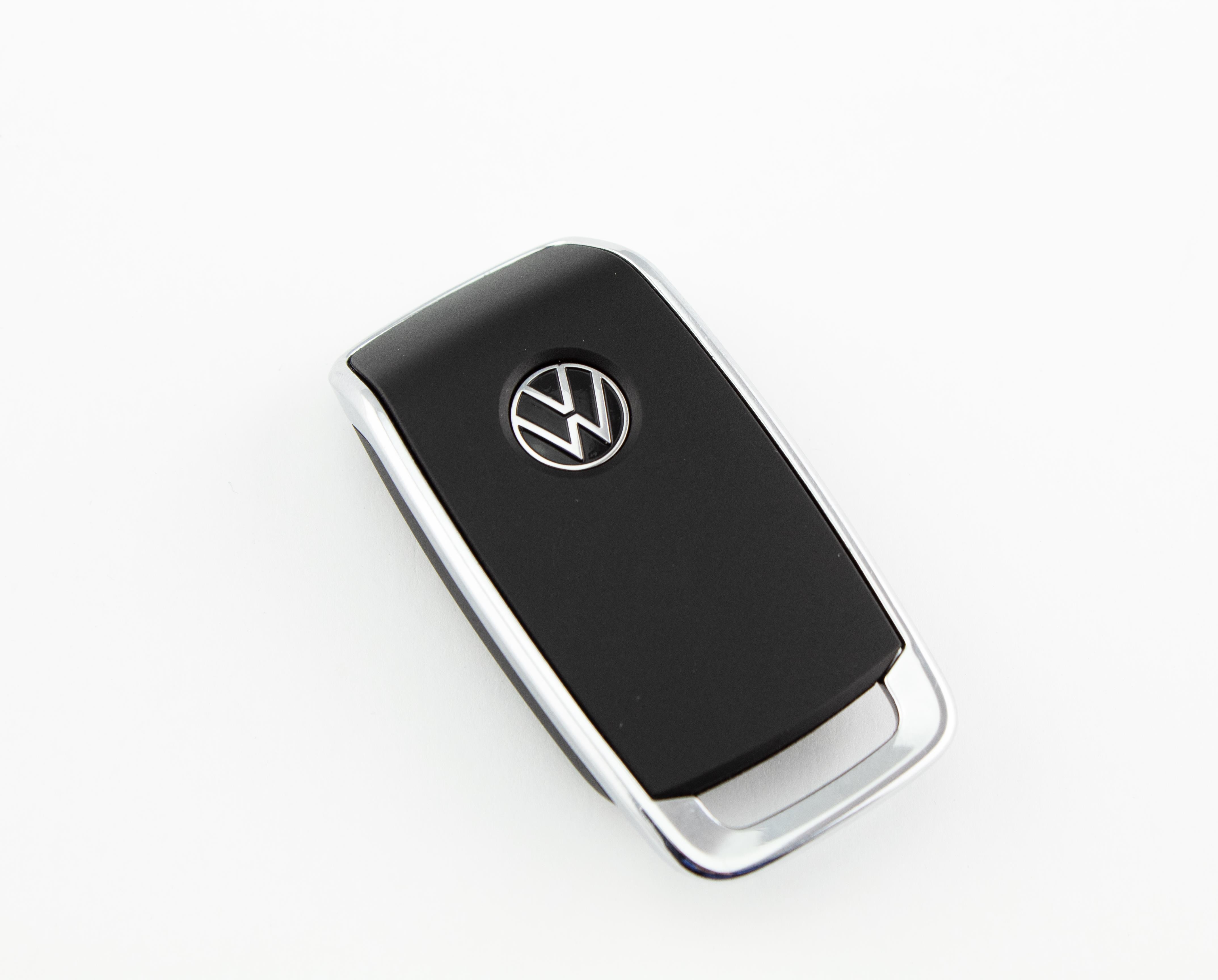 Volkswagen Atlas extended range key fob replacement part in official packaging