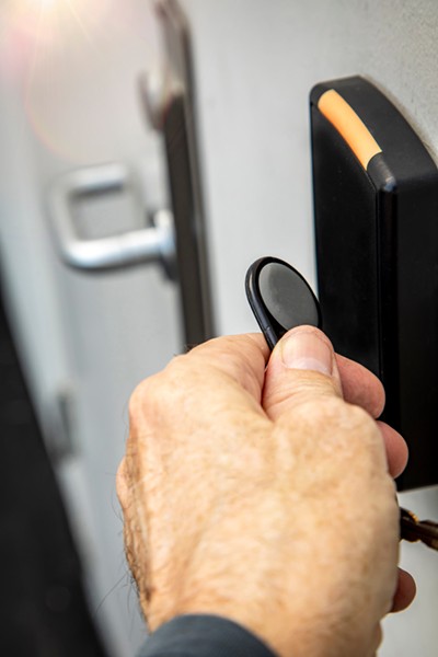 Kastle Systems Key Fob Security: Are Your Access Cards at Risk?